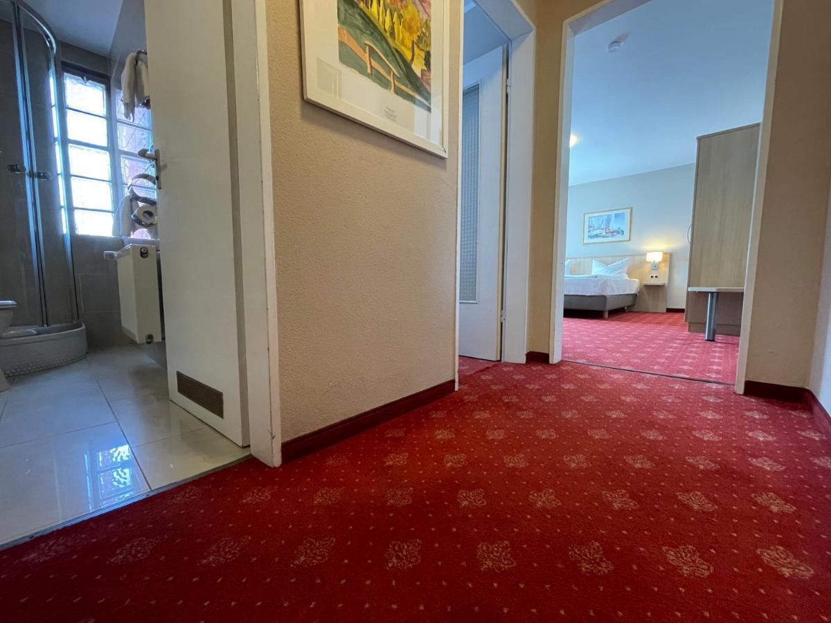 Hotel Hafner - Self Check-In Stuttgart Exteriör bild