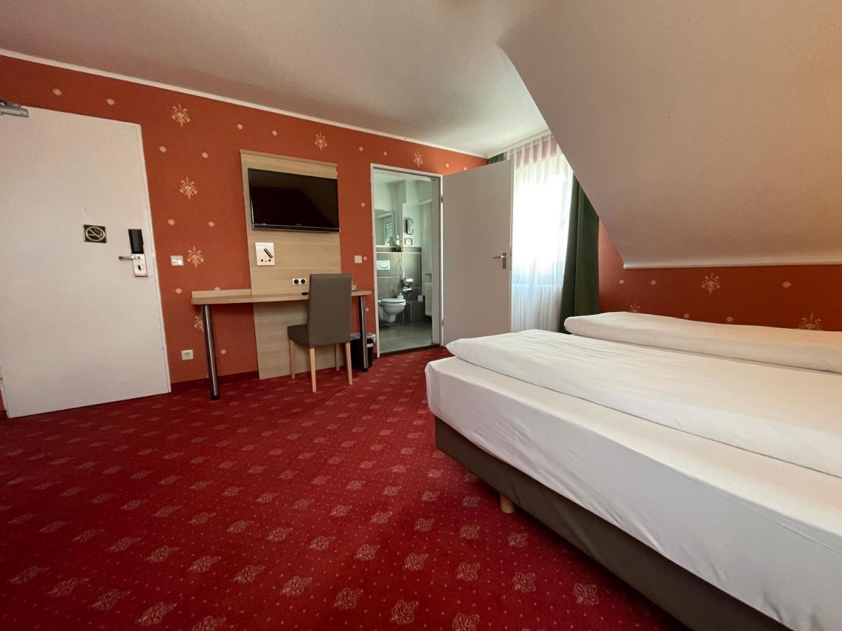 Hotel Hafner - Self Check-In Stuttgart Exteriör bild