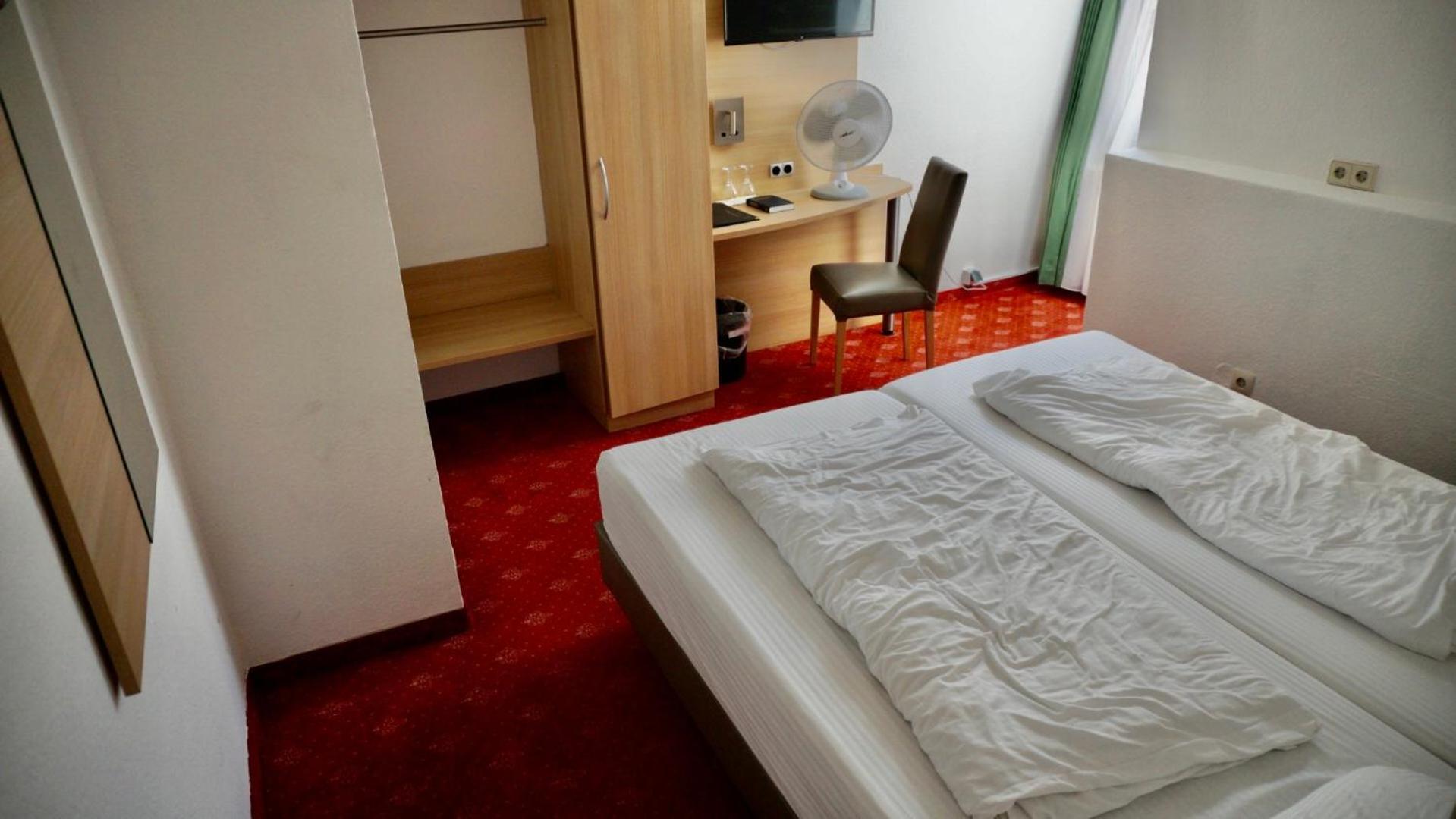 Hotel Hafner - Self Check-In Stuttgart Exteriör bild