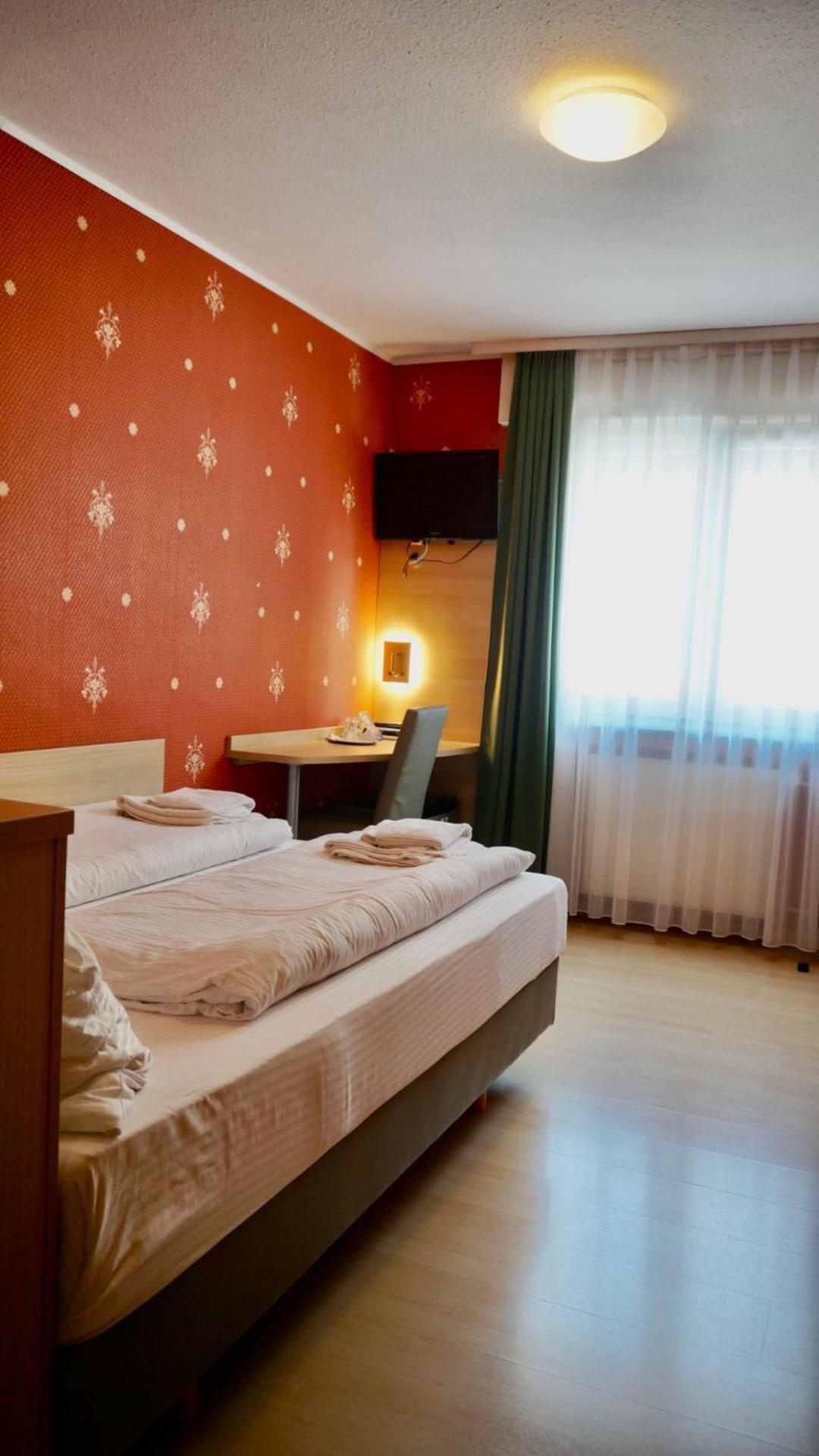Hotel Hafner - Self Check-In Stuttgart Exteriör bild